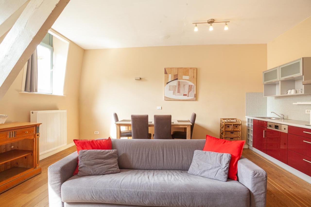Luxury Suites Castel By Rikas Hotels Antwerpen Bagian luar foto