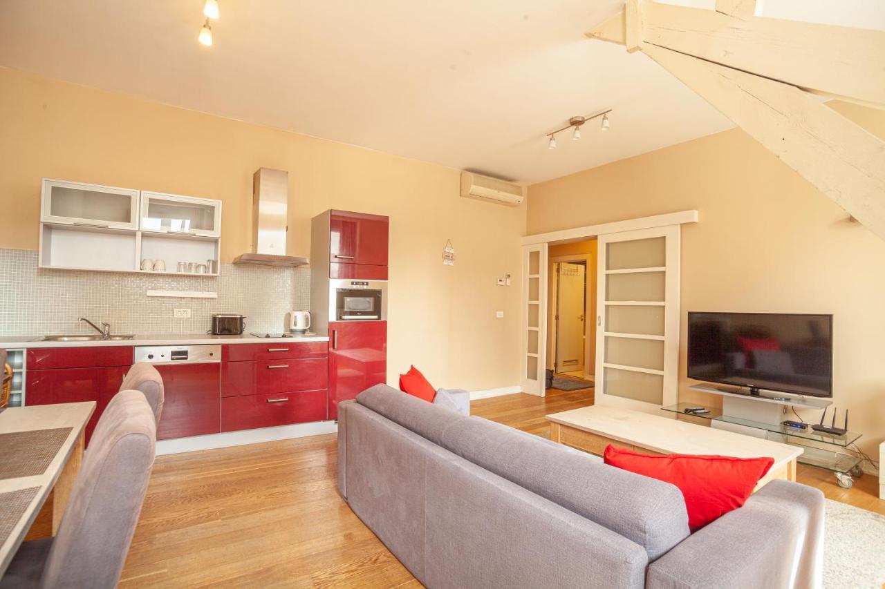 Luxury Suites Castel By Rikas Hotels Antwerpen Bagian luar foto
