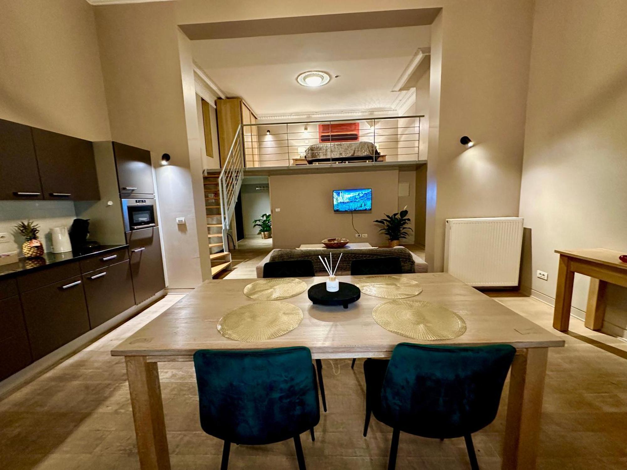 Luxury Suites Castel By Rikas Hotels Antwerpen Bagian luar foto