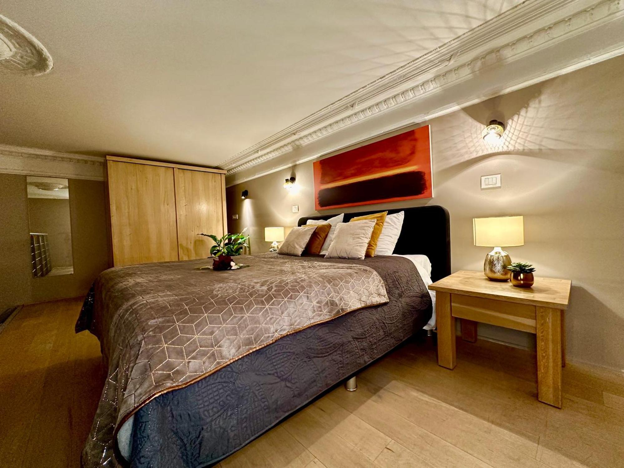 Luxury Suites Castel By Rikas Hotels Antwerpen Bagian luar foto