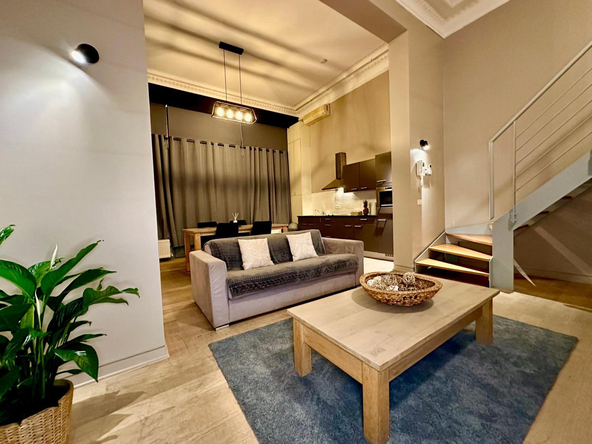 Luxury Suites Castel By Rikas Hotels Antwerpen Bagian luar foto