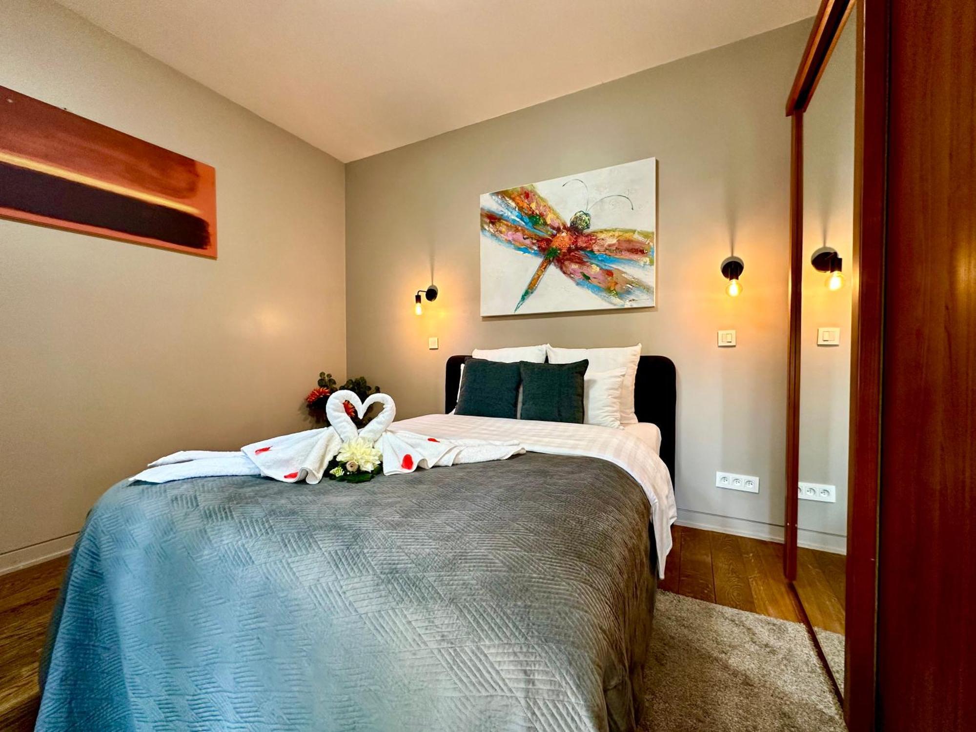 Luxury Suites Castel By Rikas Hotels Antwerpen Bagian luar foto