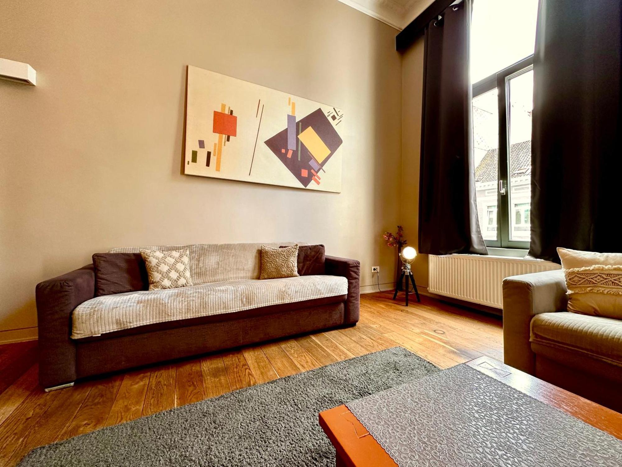 Luxury Suites Castel By Rikas Hotels Antwerpen Bagian luar foto