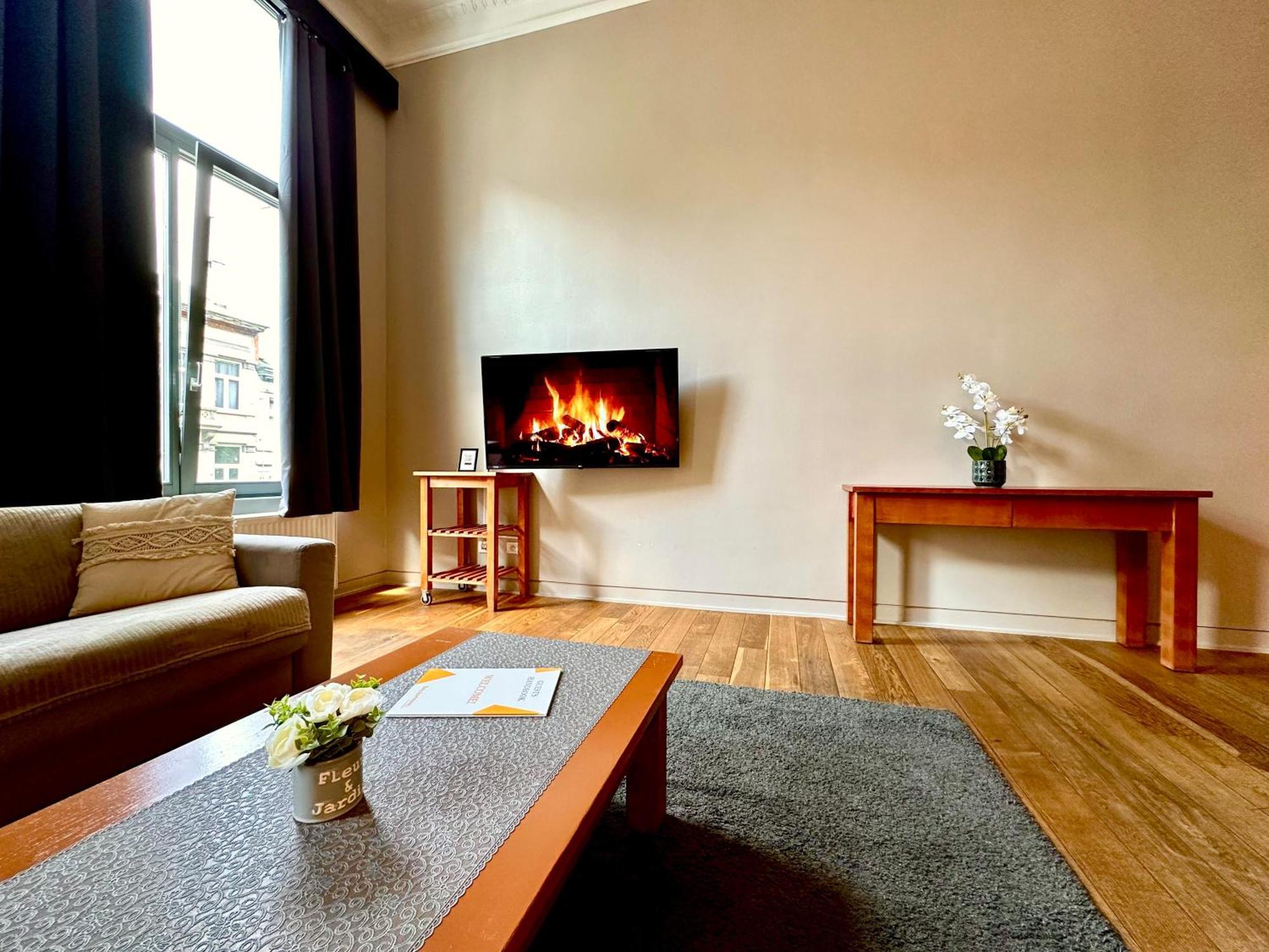 Luxury Suites Castel By Rikas Hotels Antwerpen Bagian luar foto