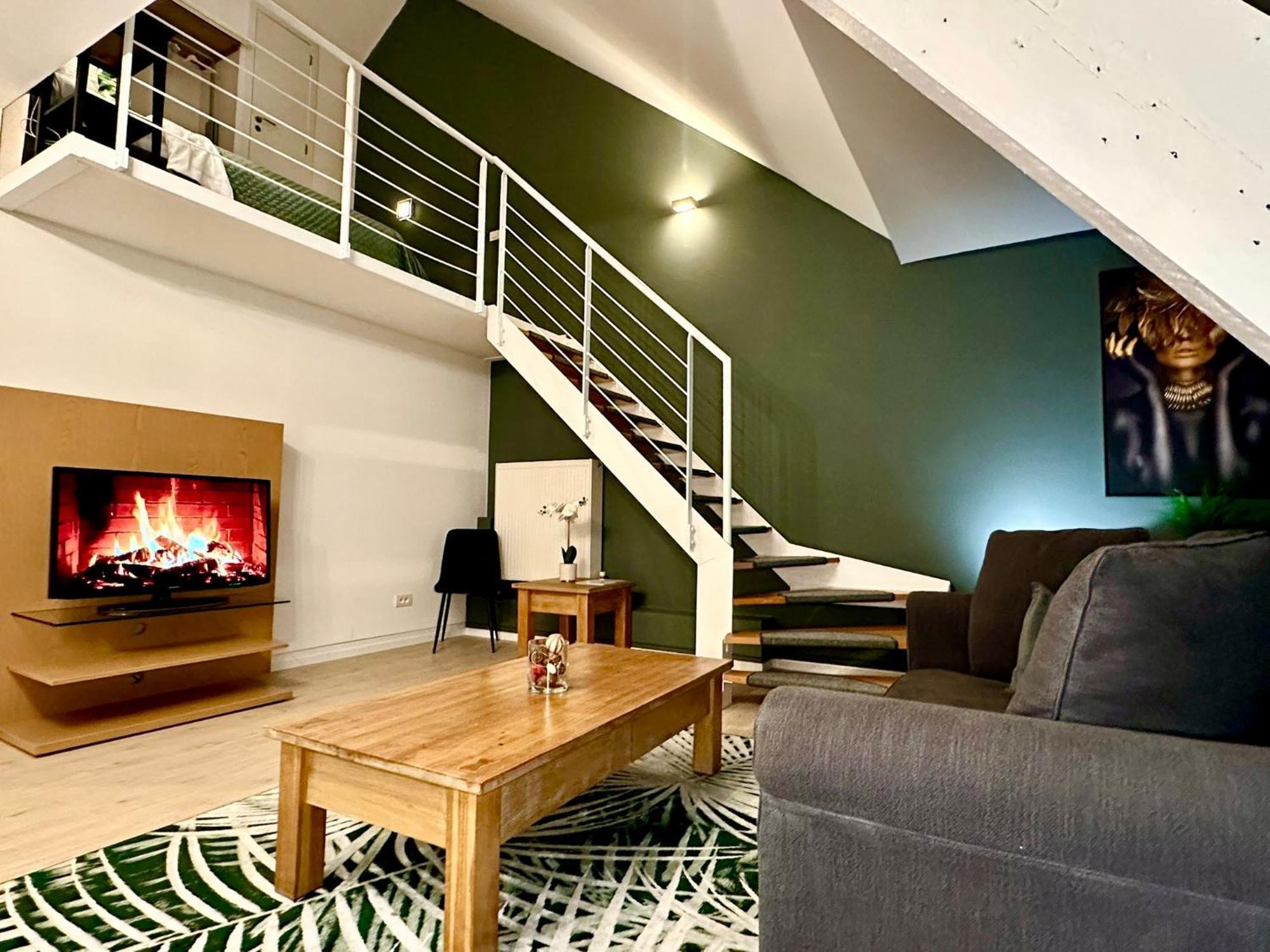Luxury Suites Castel By Rikas Hotels Antwerpen Bagian luar foto