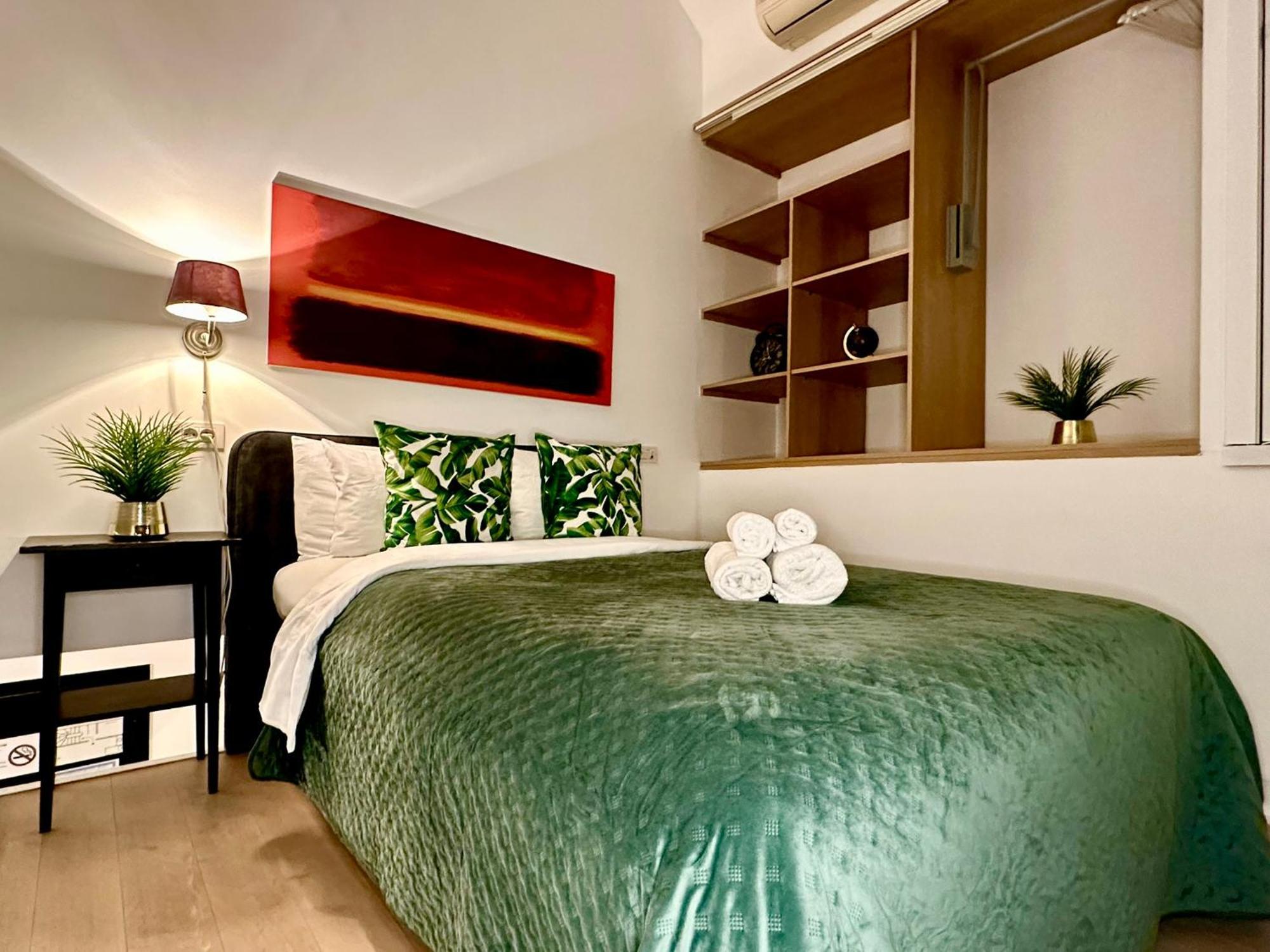 Luxury Suites Castel By Rikas Hotels Antwerpen Bagian luar foto