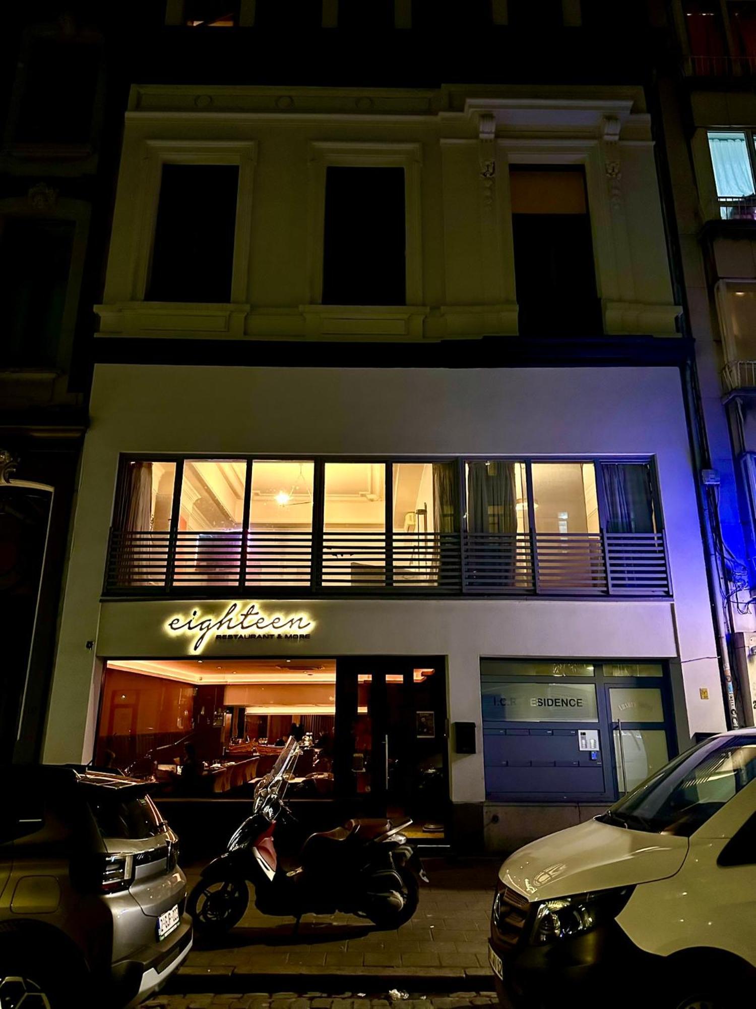 Luxury Suites Castel By Rikas Hotels Antwerpen Bagian luar foto